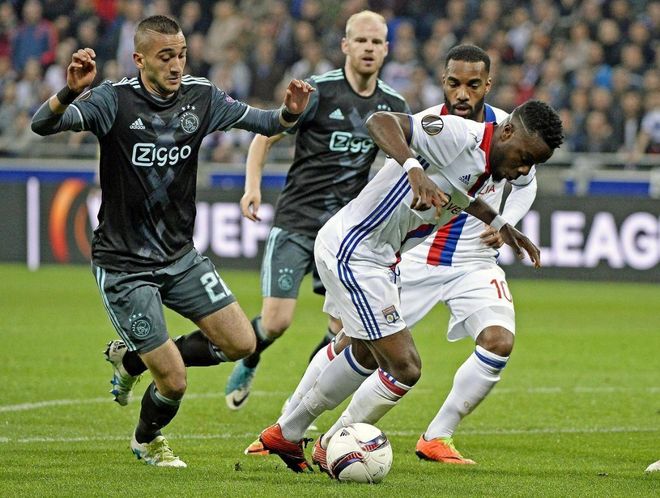 他们在场上 他们在场上