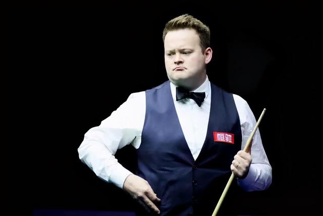 中脱颖而出 中脱颖而出