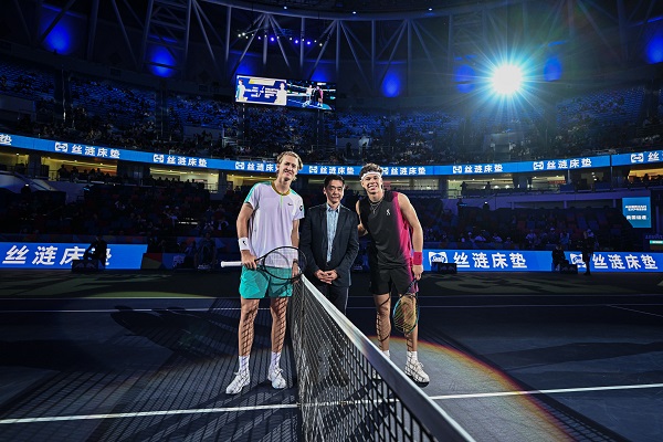 游泳训练 游泳训练