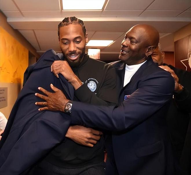 斜体重点 斜体重点