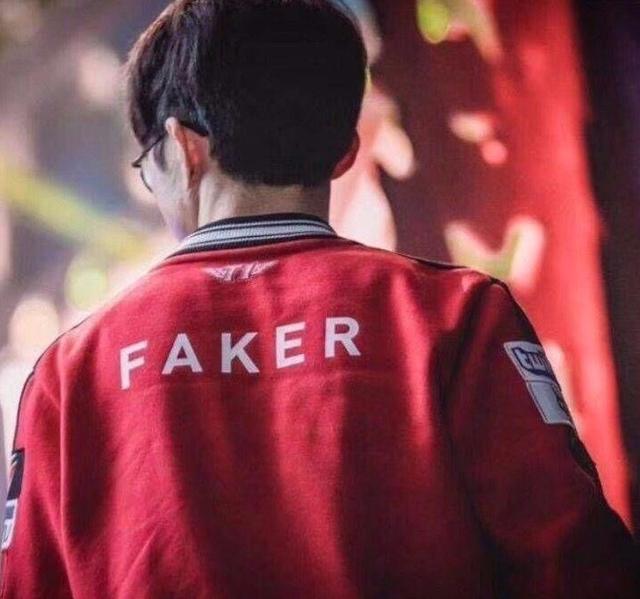 抢下篮板即